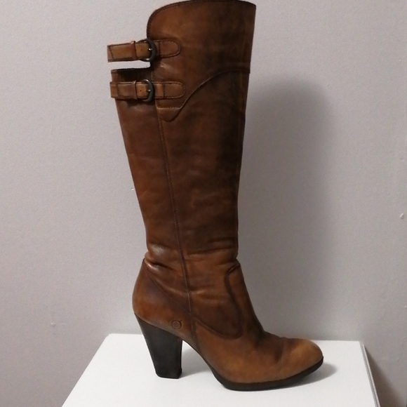 Women's Knee-High Brown Leather Boots 2" heel - Picture 1 of 8